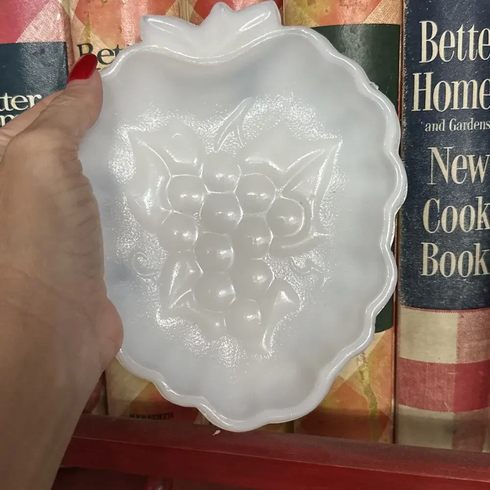 Vintage Hazel Atlas White Milk Glass Grape Pattern‎ Candy/Snack Dish Set of 6